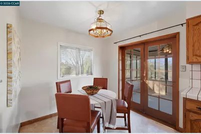 1021 Ulfinian Way, Martinez, CA 94553 - Photo 15