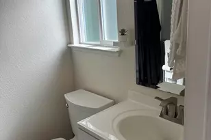 565 Lori Dr, Benicia, CA 94510 - Photo 27