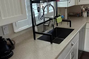 565 Lori Dr, Benicia, CA 94510 - Photo 17