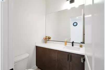 3456 Mulholland Drive, Lathrop, CA 95330 - Photo 33