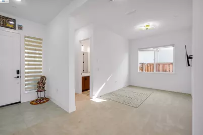 3456 Mulholland Drive, Lathrop, CA 95330 - Photo 7