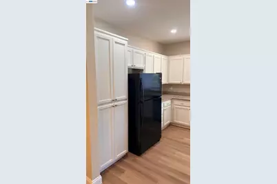 103 Tuscany Court, Hercules, CA 94547 - Photo 9