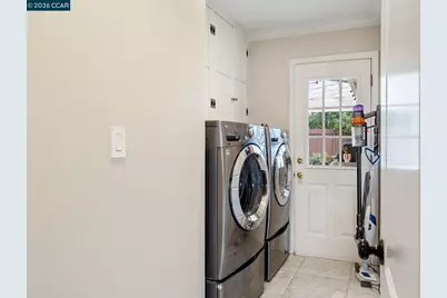 5722 Roanwood Way, Concord, CA 94521 - Photo 41