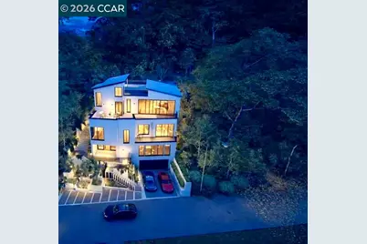 6030 Girvin Dr, Oakland, CA 94611 - Photo 17