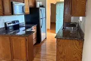 8781 Mountain Blvd, Oakland, CA 94605 - Photo 5