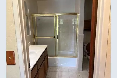 8781 Mountain Blvd #5, Oakland, CA 94605 - Photo 11