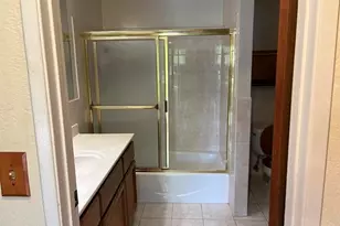 8781 Mountain Blvd, Oakland, CA 94605 - Photo 11