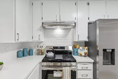 355 Parkview Ter #F-7, Vallejo, CA 94589 - Photo 11