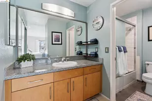 184 Schooner Ct, Richmond, CA 94804 - Photo 17