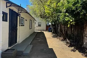 3920 Clarke St, Oakland, CA 94609 - Photo 3