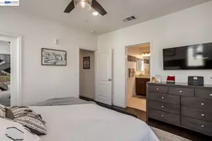 3077 Valley Of Hearts Del Pl, San Jose, CA 95136 - Photo 19