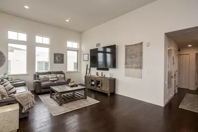 3077 Valley Of Hearts Del Pl #6, San Jose, CA 95136 - Photo 5