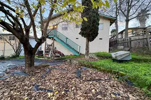 2340 Yale St, Martinez, CA 94553 - Photo 7