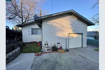 2340 Yale St, Martinez, CA 94553 - Photo 9