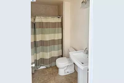 5335 Broadway Terrace #204, Oakland, CA 94618 - Photo 13