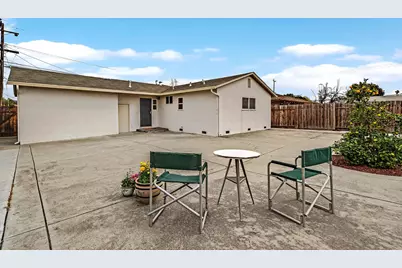 24825 Santa Clara St, Hayward, CA 94544 - Photo 47
