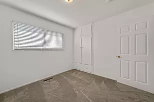 24825 Santa Clara St, Hayward, CA 94544 - Photo 21