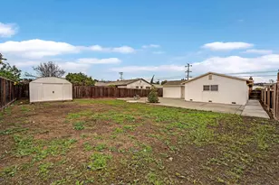24825 Santa Clara St, Hayward, CA 94544 - Photo 41