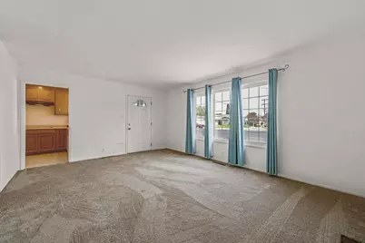 24825 Santa Clara St, Hayward, CA 94544 - Photo 13