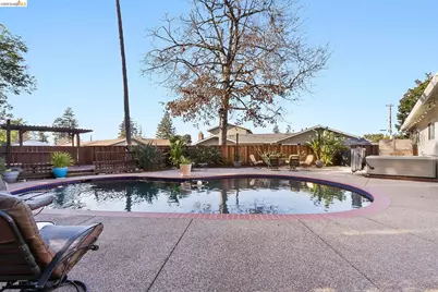 1777 Clayton Way, Concord, CA 94519 - Photo 25