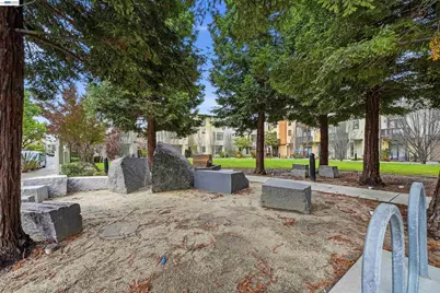 3289 Berryessa St #5, Palo Alto, CA 94303 - Photo 33