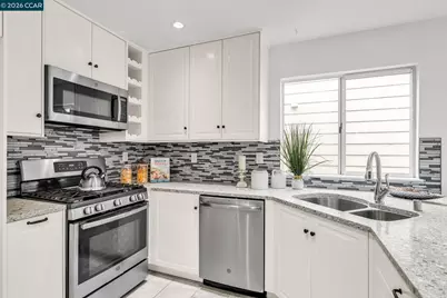 6361 Potrero Dr, Newark, CA 94560 - Photo 13