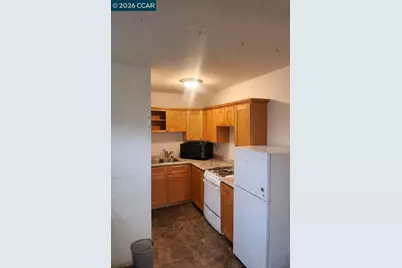 2079 Church St, Oakland, CA 94621 - Photo 5