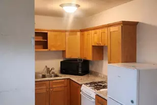 2079 Church St, Oakland, CA 94621 - Photo 5