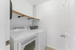 630 Canyon Oaks Dr, Oakland, CA 94605 - Photo 11