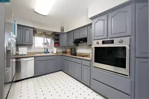 1337 Avon Way, Fairfield, CA 94533 - Photo 3