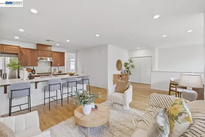 1021 Onofrio Ln #Unit 3, San Jose, CA 95131 - Photo 1