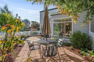 319 Commodore Dr, Richmond, CA 94804 - Photo 9