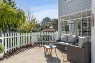 319 Commodore Dr, Richmond, CA 94804 - Photo 11