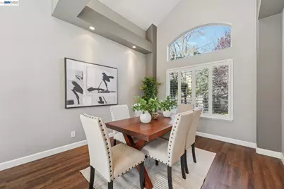 1042 Dana Cir, Livermore, CA 94550 - Photo 13