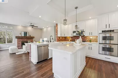 1042 Dana Cir, Livermore, CA 94550 - Photo 19