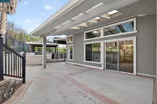 1956 Holly Dr, Concord, CA 94521 - Photo 43