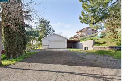 1956 Holly Dr, Concord, CA 94521 - Photo 53