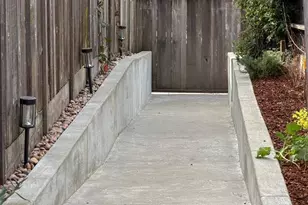 1447 Kains Ave, Berkeley, CA 94702 - Photo 37