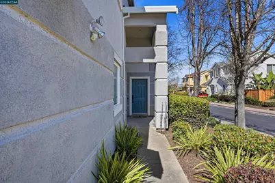 1 Avocet Ct, Alameda, CA 94501 - Photo 3