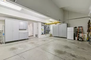 78 Scenic Dr, Orinda, CA 94563 - Photo 49