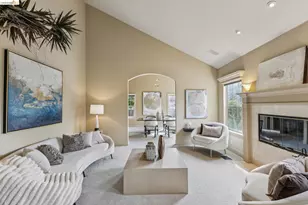 78 Scenic Dr, Orinda, CA 94563 - Photo 21