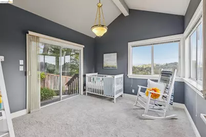 78 Scenic Dr, Orinda, CA 94563 - Photo 37