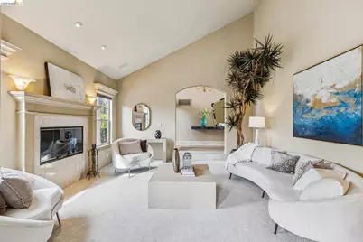 78 Scenic Dr, Orinda, CA 94563 - Photo 21