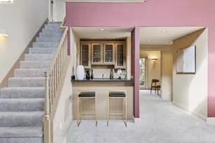 78 Scenic Dr, Orinda, CA 94563 - Photo 39