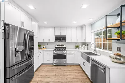 337 Trenton Cir, Pleasanton, CA 94566 - Photo 17