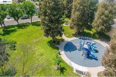 337 Trenton Cir, Pleasanton, CA 94566 - Photo 39