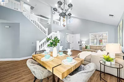 337 Trenton Cir, Pleasanton, CA 94566 - Photo 11