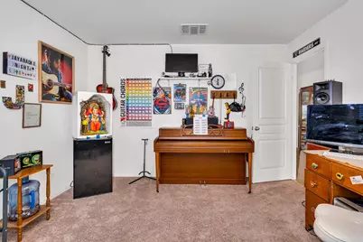 336 Solano St, Madera, CA 93638 - Photo 21