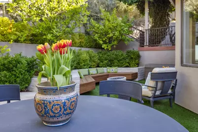 1426 Grand View Dr, Berkeley, CA 94705 - Photo 29