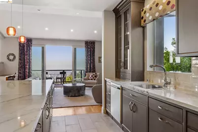 1426 Grand View Dr, Berkeley, CA 94705 - Photo 21